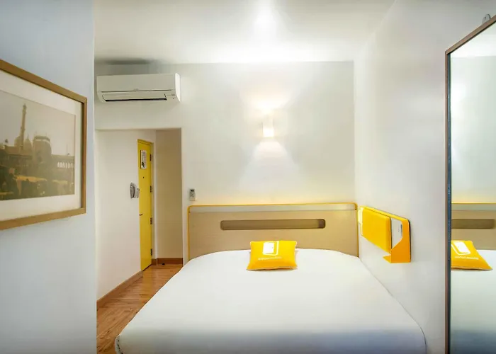 Signature Suite